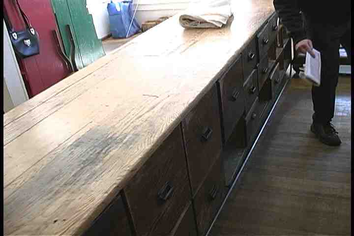 ../Images/store in2.jpg