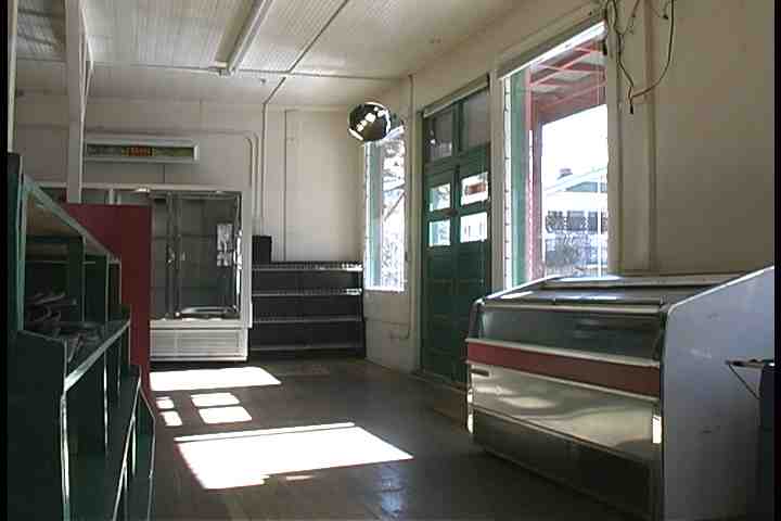 ../Images/store in4.jpg